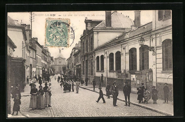 CPA Choisy-Le-Roi, La rue de Vitry et les écoles