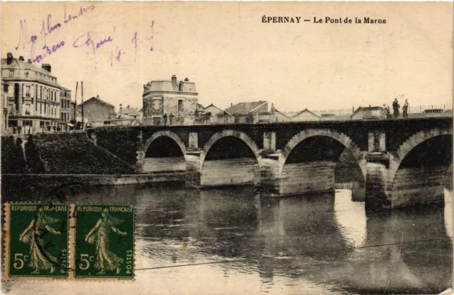 CPA ÉPERNAY - Le Pont de la Marne (742575)