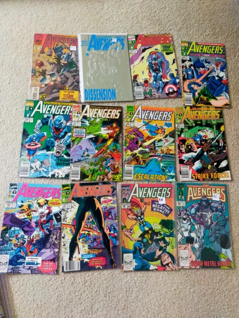 lot of 12 Avengers comics ave grade FN (LOT B)