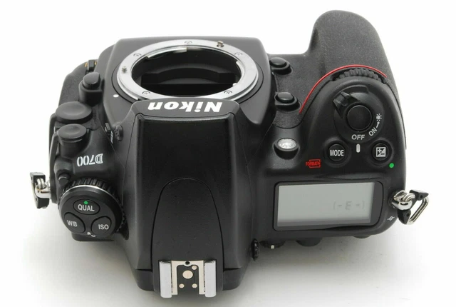 Nikon D700 12.1MP Digital SLR Camera w/ Charger Low Shutter Count [Near Mint] 3