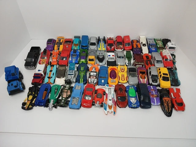 Lotti e raccolte, Modellismo statico, Giocattoli e