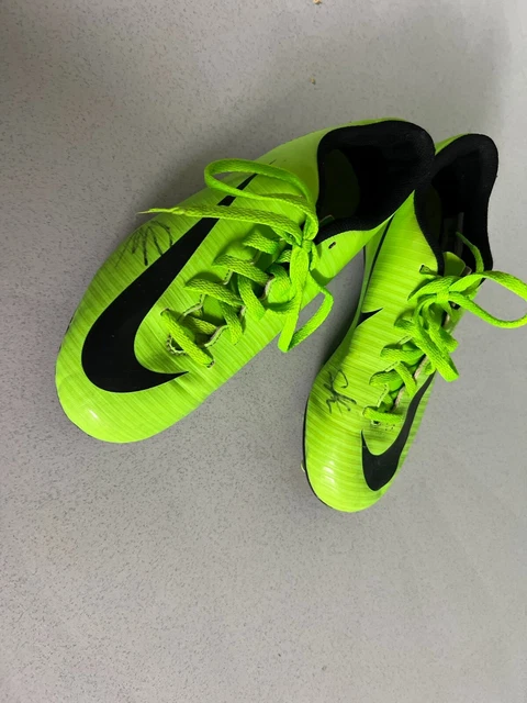 Nike Mercurial Fußballschuhe Gr 38, mit Unterschrift