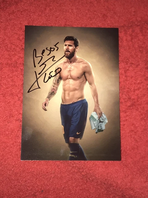 Lionel Messi Signed FC Barcelona Jersey Inscribed Leo (Beckett COA) Pristine A