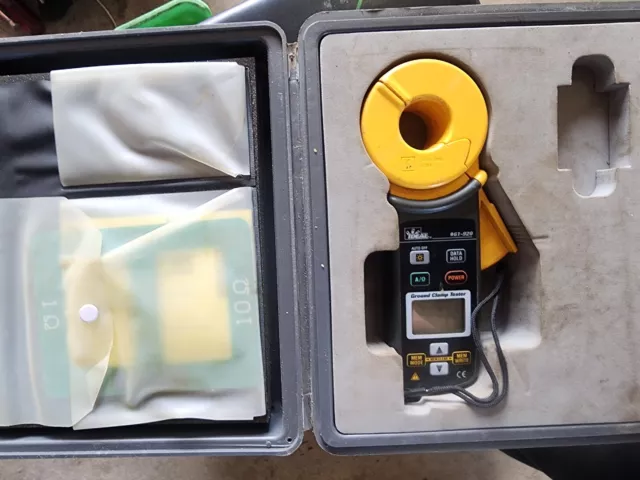 Used Ideal 61-920 Ground Clamp Resistance Meter Case Plate Manual Warranty Card
