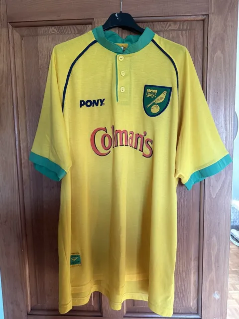 Rare 1997-998 Norwich City Colmans Home Shirt