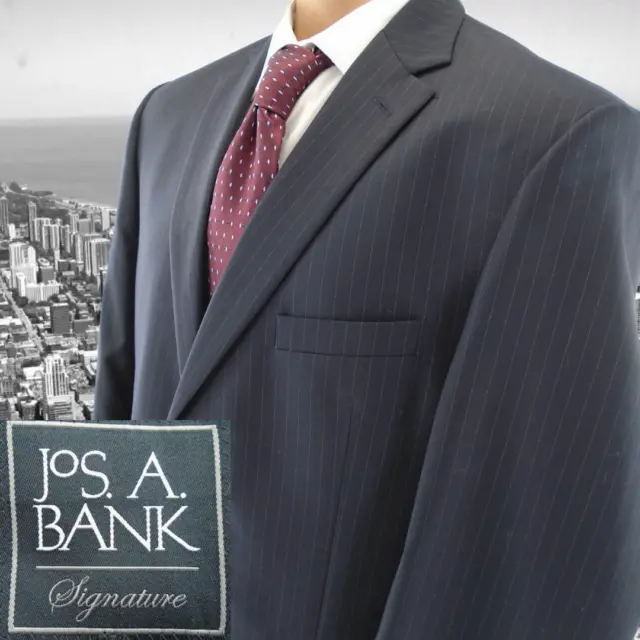 Jos A Banks  Men's 2 pc Suit 44R 38x30 Dark Navy pinstripe 100% wool Chelsea