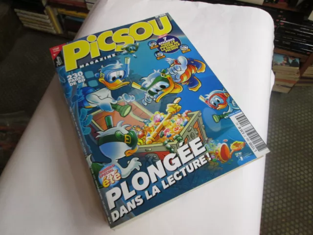 PICSOU MAGAZINE TBE N° 556 + Poster + 8Cartes collectors + 1 Sticker géant.