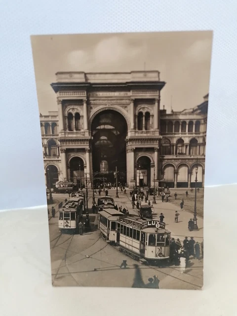Cartolina Del 1929 Viaggiata Di Milano Galleria Vittorio Emanuele Ed. Fll. Marc0