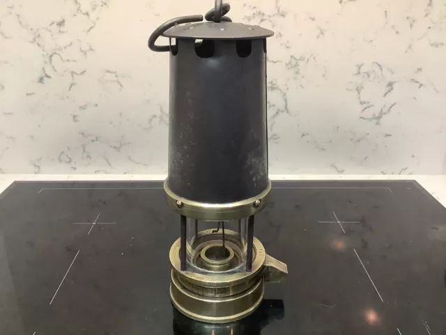 PATTERSONS VINTAGE MINERS LAMP - 1973 with Brass Miners x 2