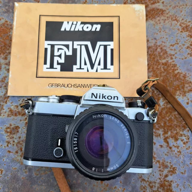 Appareil photo Nikon FM avec objectif 1,8 .50mm  Nikon Lens