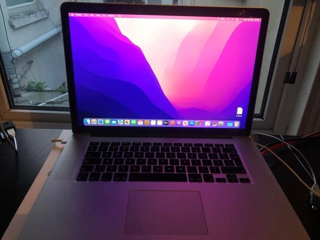 Apple MacBook Pro Retina 15-Inch | Mid 2015 | 2.5 Core i7 | 16GB RAM | 512 SSD