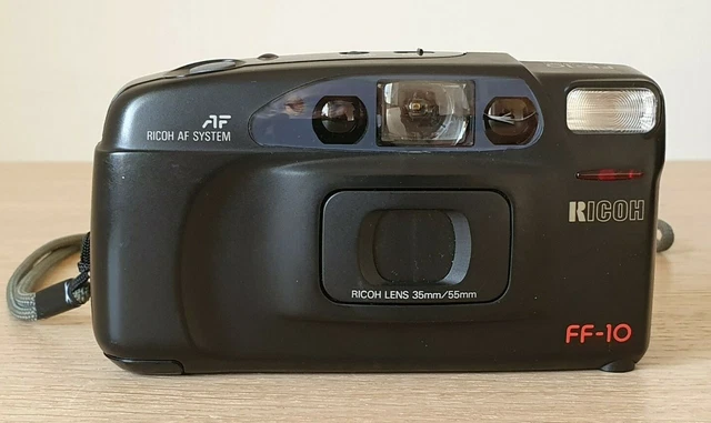 Macchina fotografica analogica Vintage Ricoh FF-10 Lens 35mm/55mm flash custodia