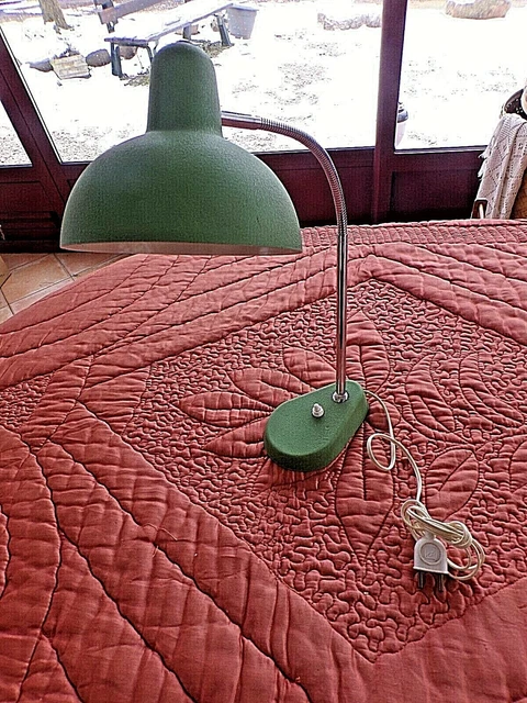 Ancienne lampe de bureau articulée orientable en métal chromé-ALUMINOR FRANCE