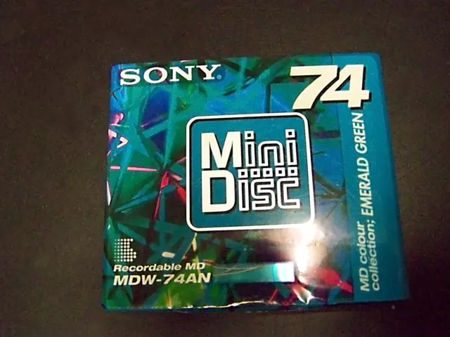 Sony Recordable MiniDisc MDW-74AN, verschweißt; + 2 gebrauchte