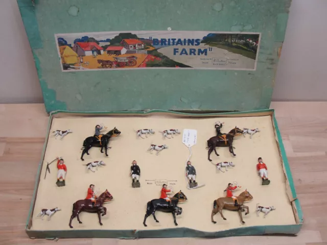 Rare Vintage Wbritain "Britains Farm" Fox Hunt Metal Toys Horses Dogs Hunters