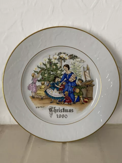 Vintage Royal Worcester Christmas Plate 1980 No.2 Christmas Morning 23.5cm