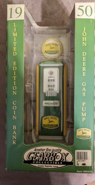 John Deere 1950 Coin Bank Gas Pump Gearbox Collectible Replica #66035