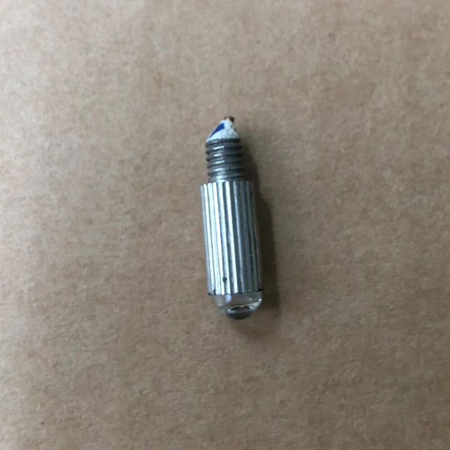 1Pcs Laryngoscope bulb 2.6V/0.5A screw（Big）