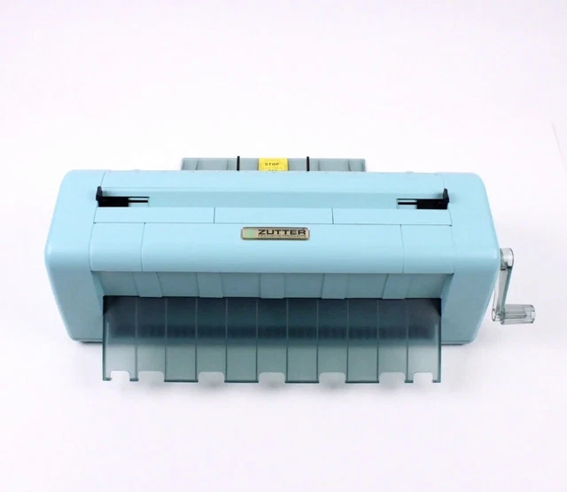 Zutter Innovative Products DreamKuts Libro de recortes Cartas Máquina de corte azul