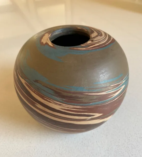 Niloak Art Pottery