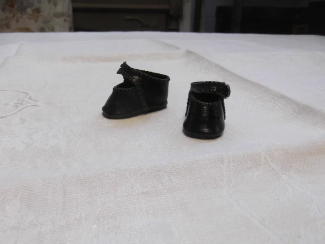Vintage Ancienne MINI PAIRE DE CHAUSSURES WOOD-MILNE Poupée Barbie Big