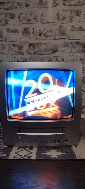 TOSHIBA MV13Q41 13-Inch TV/VCR Combo VHS Retro Gaming  Tested Works