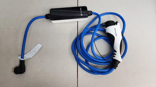 NEW Hyundai/Kia OEM Level 1 EV Charger – 12A, Type 1 Connector – Fits Ioniq 5, EV6, Kona EV, Niro EV (91686-GI020)