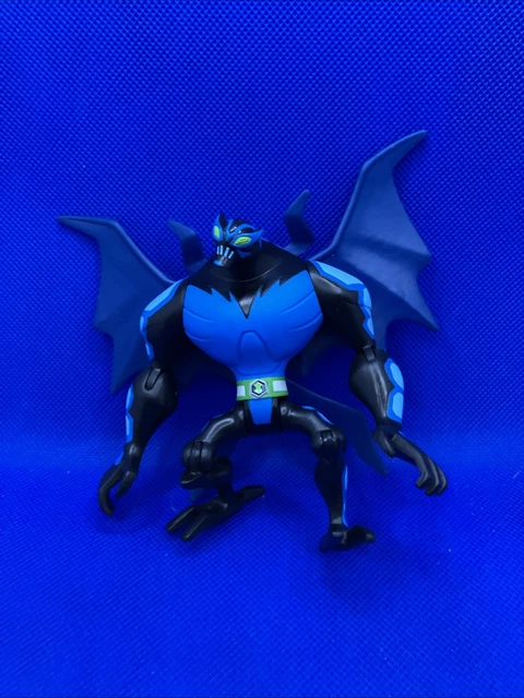 BEN 10 OMNIVERSE Big Chill Alien Action Figure Bandai with Wings