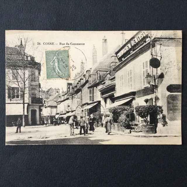CPA 58- Cosne Sur Loire Rue Du Commerce Chirurgien Dentiste