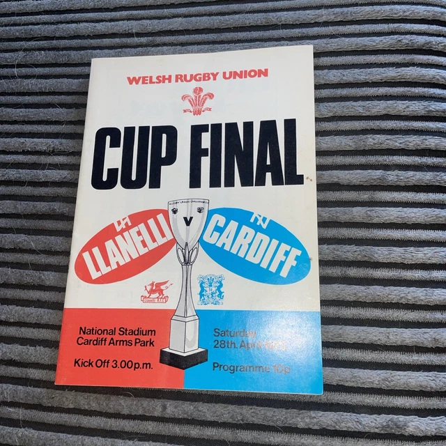 scarlets llanelli v cardiff feb 24th 2001 RUGBY PROGRAMME