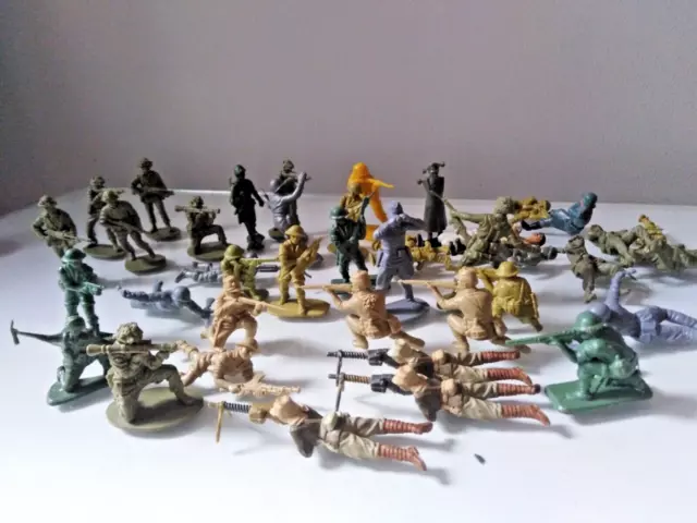 42 Vintage WW2 & Others Army Soldiers - 1960's-90's Made Mixed Infantry Bundle