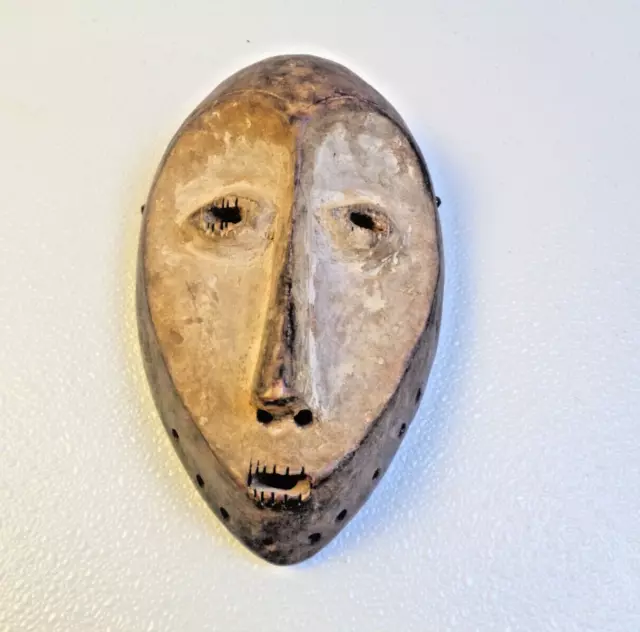 Vintage African Tribal Hanging Wall Hand Carved Wood Face Mask
