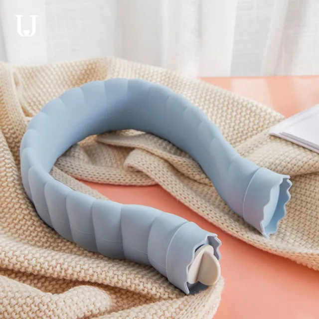 Injection Neck Warmer Silicone Hot Water Bottle U-shape with Knitted Cover