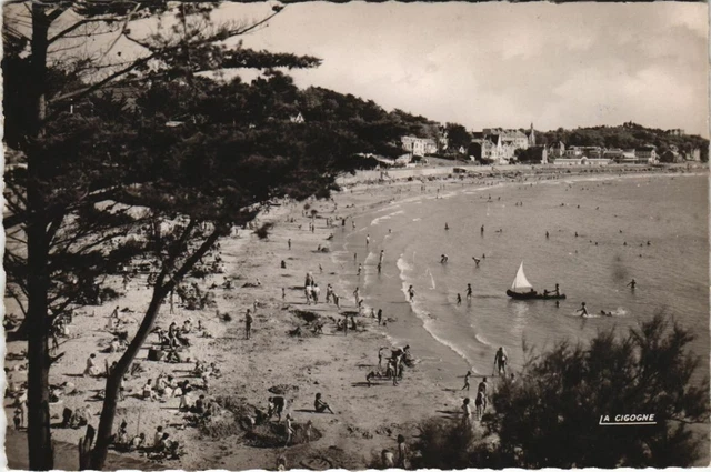 CPA AK Le Val Andre beach view south coast FRANCE (1137852)
