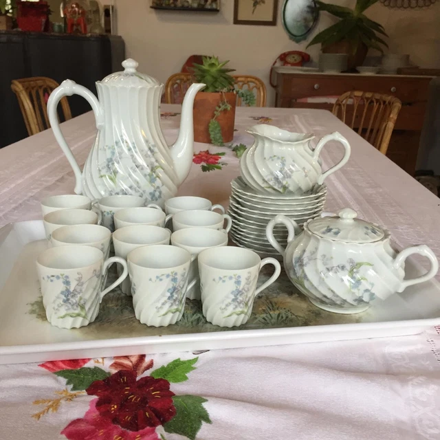 Service à Café 12 tasses en Porcelaine de Limoges HAVILAND Torse Muguet Myosotis