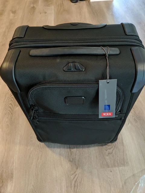 TUMI Alpha 2 Continental Expandable 4-Wheel Carry-On (Model #22061D2) Black