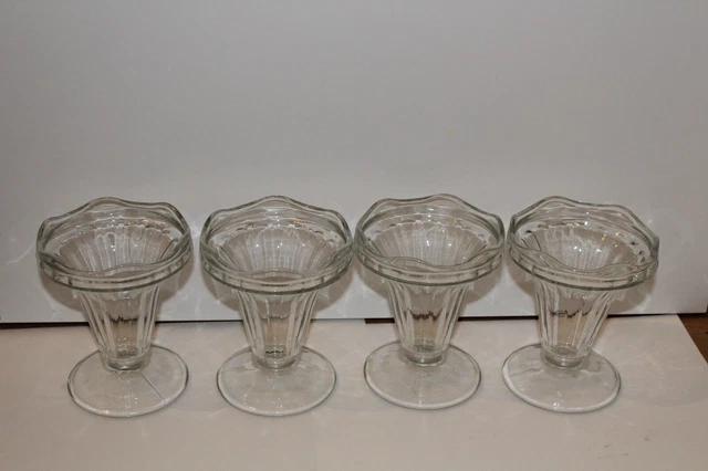 Lot De 4 Coupes à Glace Vintage En Verre Bleu (type Luminarc) - 11,5 Cm X 10 Cm, Occasion