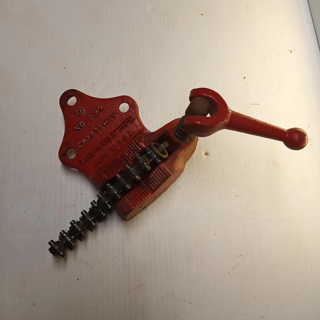 Used Craftsman 222 Chain Pipe Vise 1/8" 3” Bench or Wall Mount. Great Condition