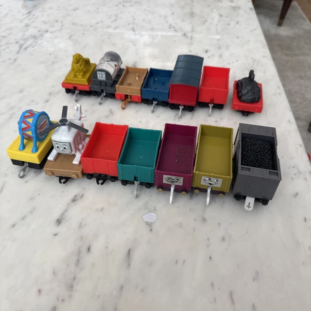 THOMAS THE TANK Engine Trackmaster Train Carriages Bundle x 14 £26.72 ...