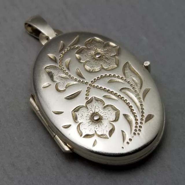 Small Solid Sterling Silver Oval Floral Picture Photo Locket Pendant 925 - 2.1g