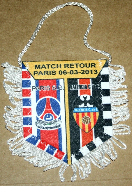 Grand Fanion PSG Années 90 – Palmares Paris Saint Germain – Pennant Football Vintage