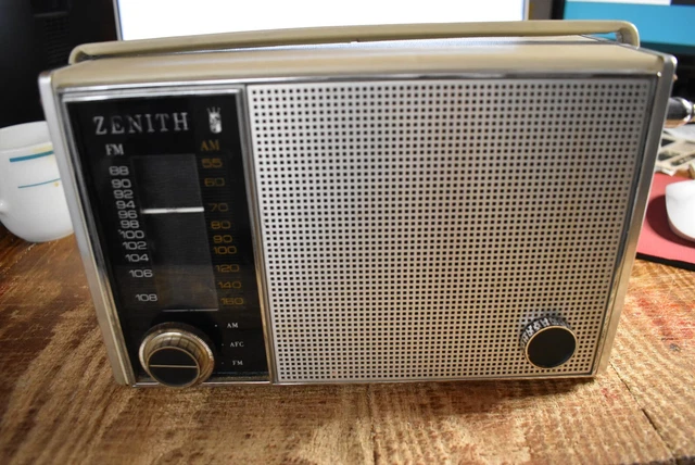 1964 Zenith Royal 820 & Original Zenith S-64351 Power Supply Works Listen To It 1964 Zenith Royal 820 & Original Zenith S-64351 Power Supply Works Listen To It