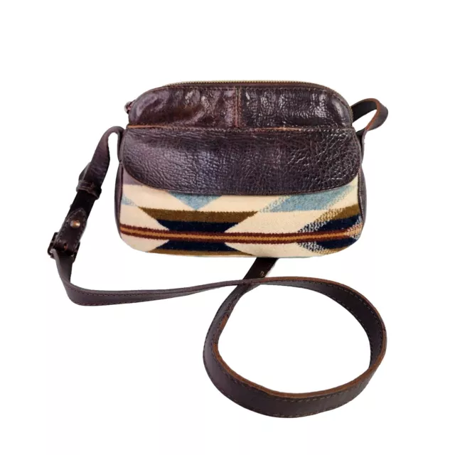 Pendleton Wool Leather Travel Kit  Bag Crossbody Purse Aztec Pattern Purse