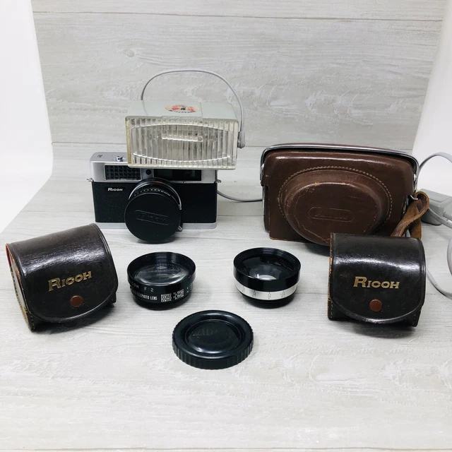 Cámara Ricoh Vintage con Lentes Extra Unidad de Flash PARA PIEZAS Hecho en Japón