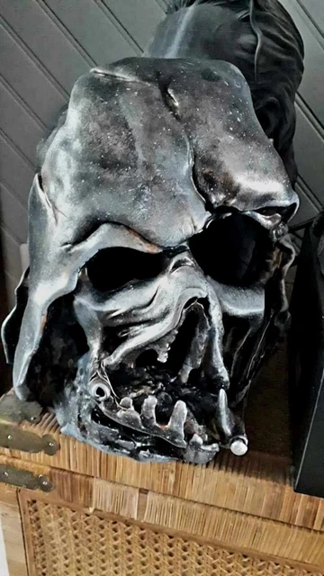 Le casque fondu de Dark Vador dans Star Wars 7