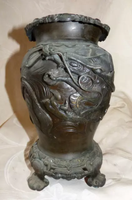 Asie Asiatique Chine Ancien Imposant Vase Chinois en Bronze au Dragon XIX eme