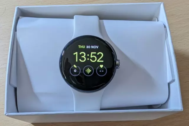 Google Pixel Watch LTE & Wi-Fi Silver Case/ Chalk Band (Unlocked)