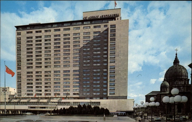 Canada Quebec Montreal Queen Elizabeth Hotel from Place Ville Marie ~ postcard