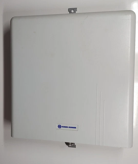 Antenne Huber & Suhner 1399.19.0024 – Dôme 4G/LTE Et WiFi Double Bande, Fixation Mur/poteau