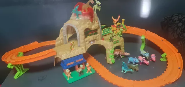 Dinosaur train time tunnel mountain playset 2025